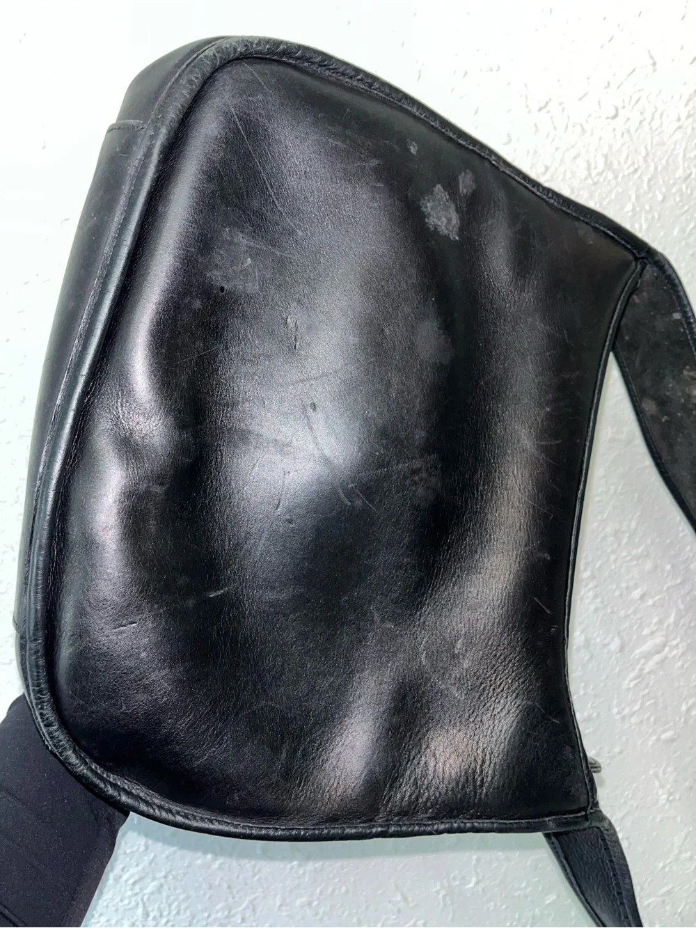 Classic Black Leather Shoulder Bag - Timeless Design